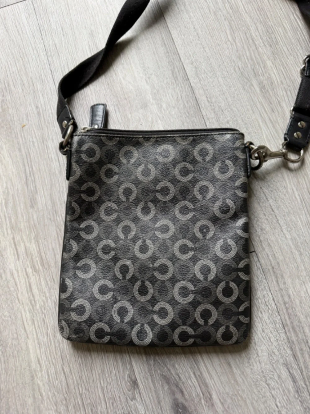 Coach Op Art Swingpack